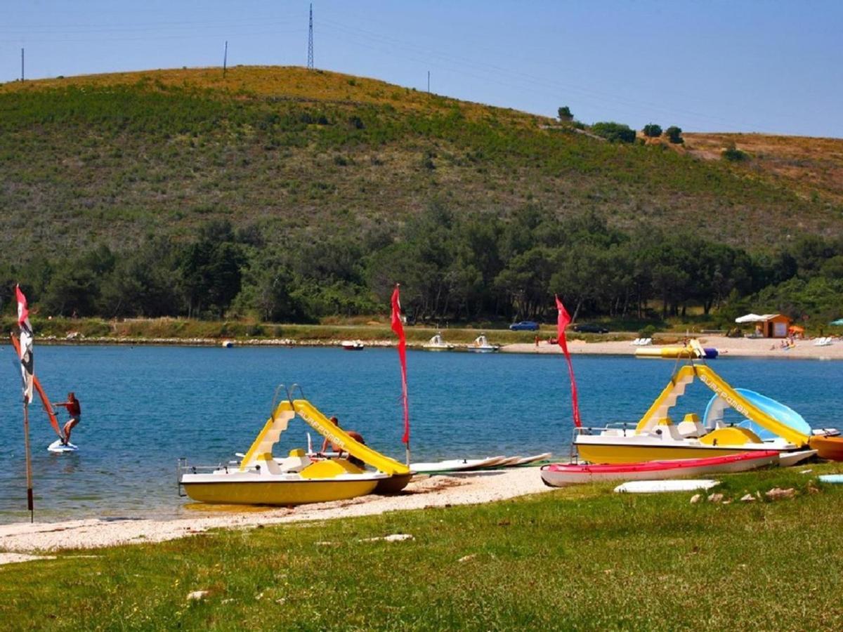 Hébergement de vacances House Beta With Pool, Jacuzzi, Playground & Bbq In An Olive Grove With A Beach, Pomer - Istria *