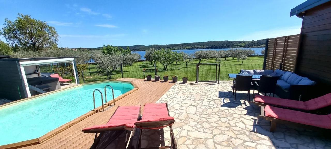 House Beta With Pool, Jacuzzi, Playground & Bbq In An Olive Grove With A Beach, Pomer - Istria *
