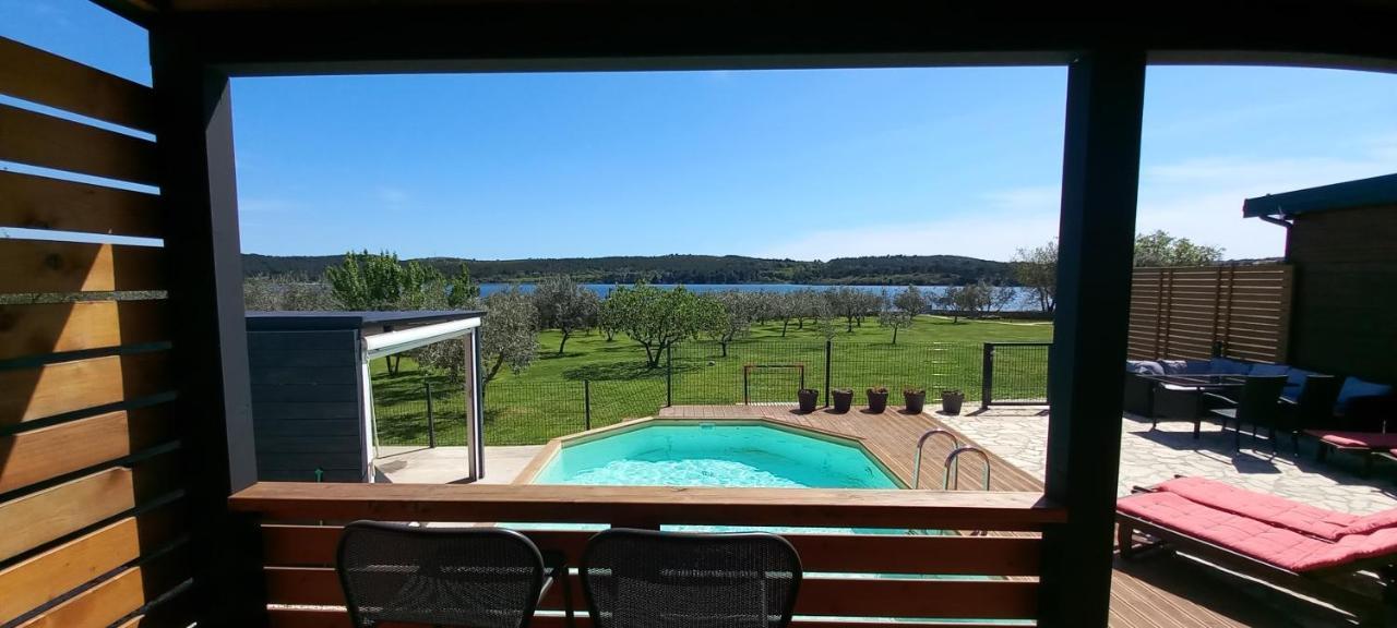House Beta With Pool, Jacuzzi, Playground & Bbq In An Olive Grove With A Beach, Pomer - Istria *